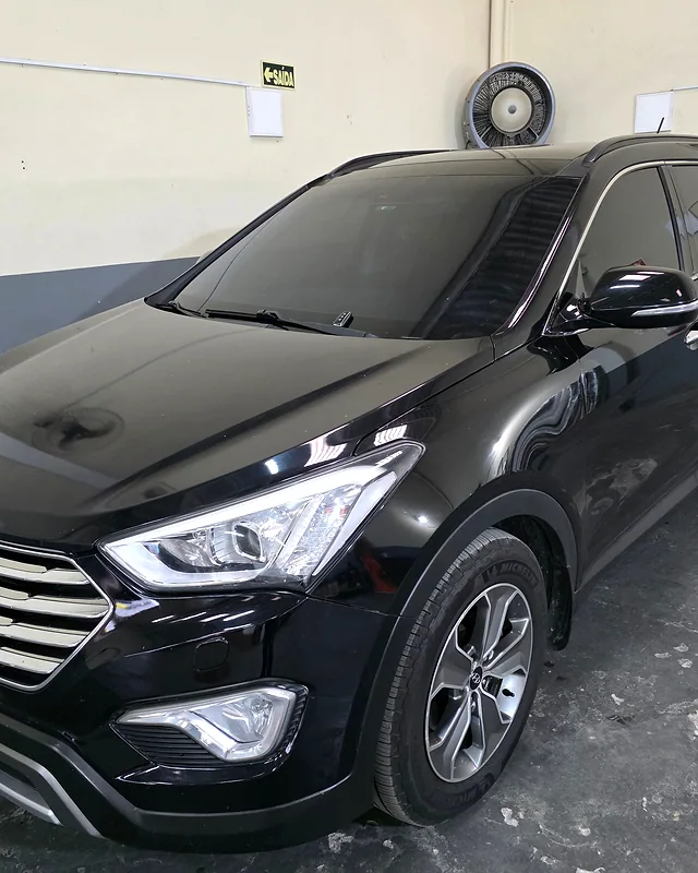 Hyundai Santa Fe com película Vision aplicada